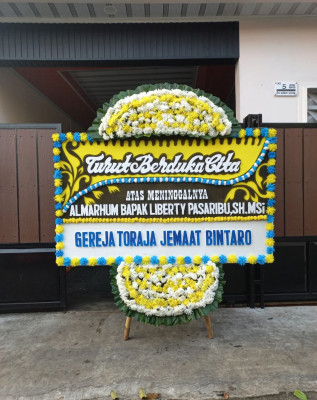 Papan Bunga Duka di Sukahurip